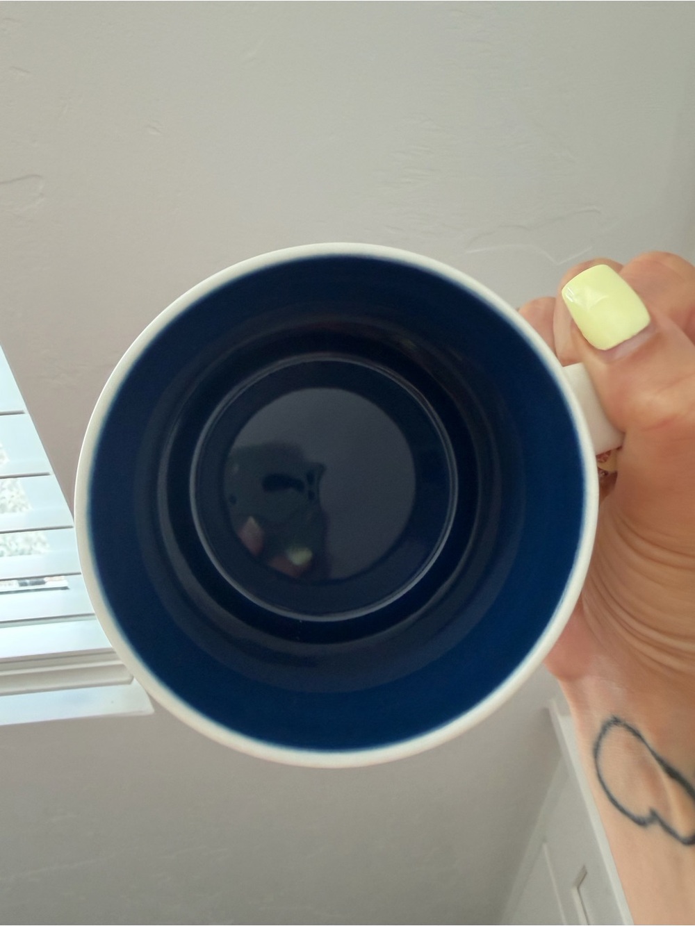 Starbucks: You Are Here Collection Virginia Mug with Blue Interior - Picture 2 of 3